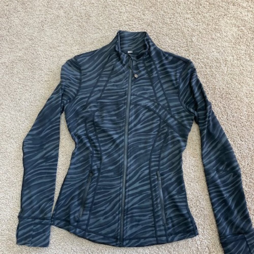 Lululemon Define Jacket Le Tigre Camo Deep Coal Multi Size 6